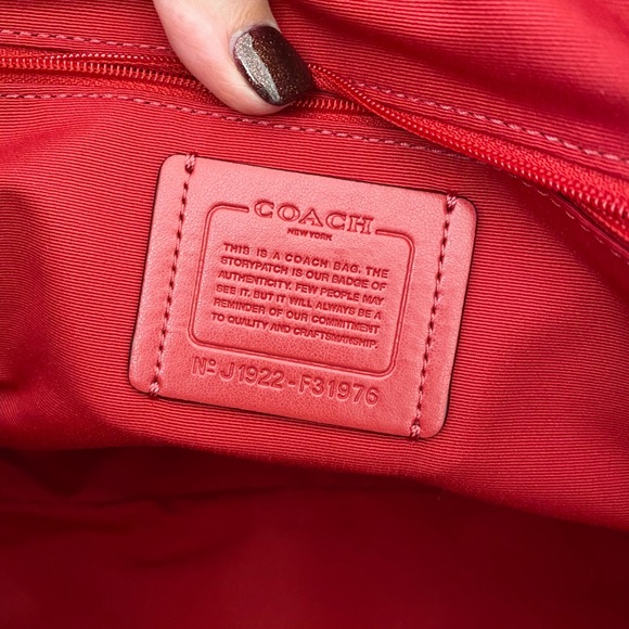 Coach handbag - Picture 2 of 2